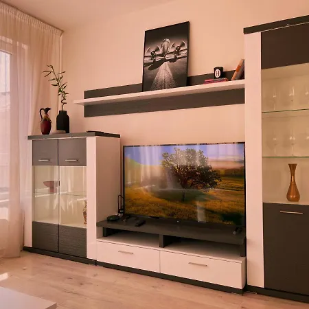 Elegant Escape I - Centre Apartament *