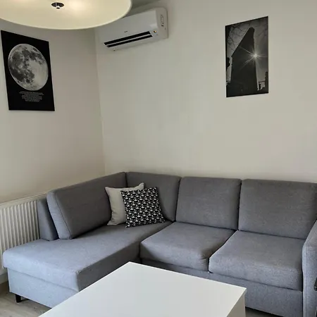 Elegant Escape I - Centre Apartament *