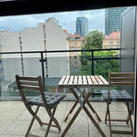 Elegant Escape I - Centre & Free Parking * Bratislava