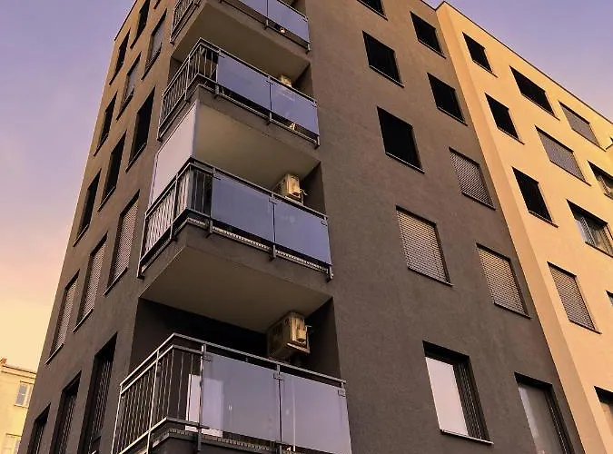 Daire Elegant Escape I - Centre & Free Parking Bratislava