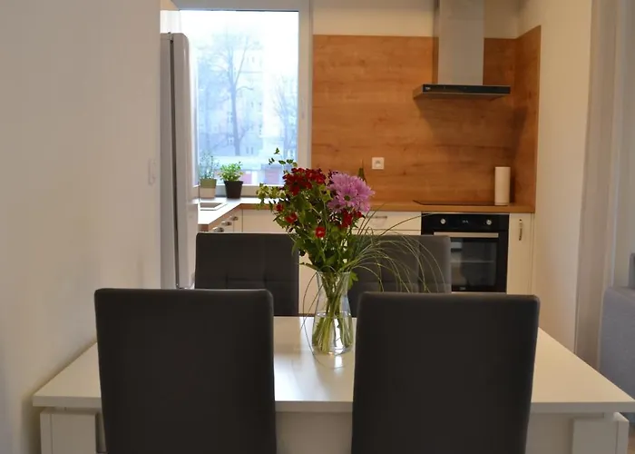 Elegant Escape I - Centre & Free Parking