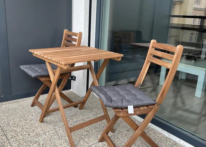 Elegant Escape I - Centre & Free Parking 아파트 브라티슬라바