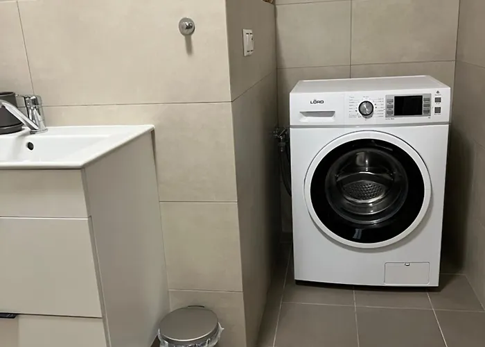 Elegant Escape I - Centre & Free Parking * Bratislava