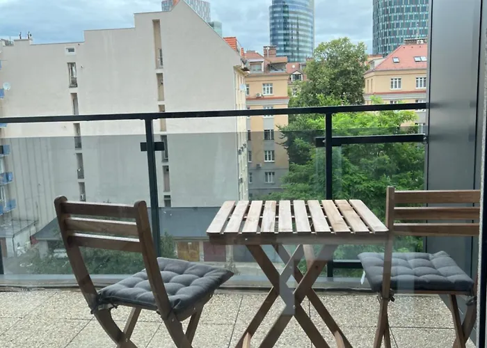 Elegant Escape I - Centre & Free Parking * Bratislava