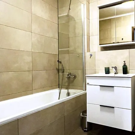 Elegant Escape I - Centre & Free Parking Bratislava