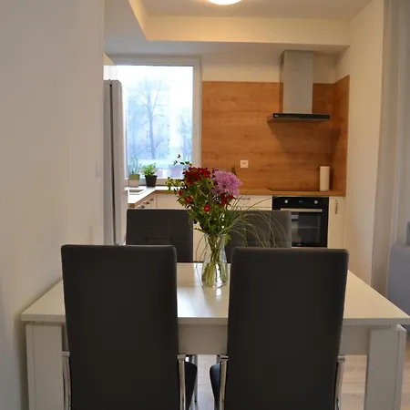 Elegant Escape I - Centre & Free Parking